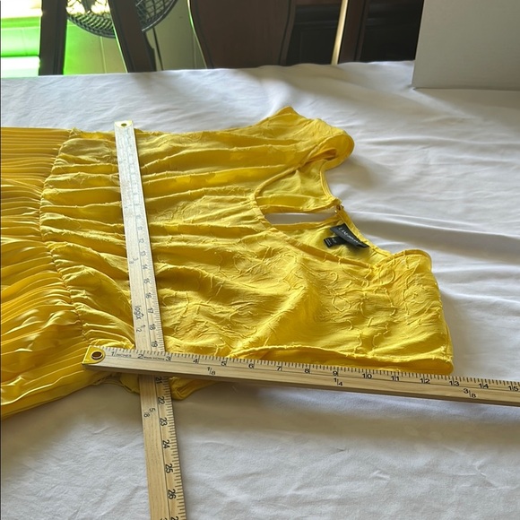 Lane Bryant Yellow Midi Sundress with Pleated Ruched Design - Picture 5 of 7